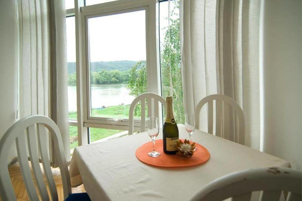 Bosanski Novi Motel New Sanatron מראה חיצוני תמונה