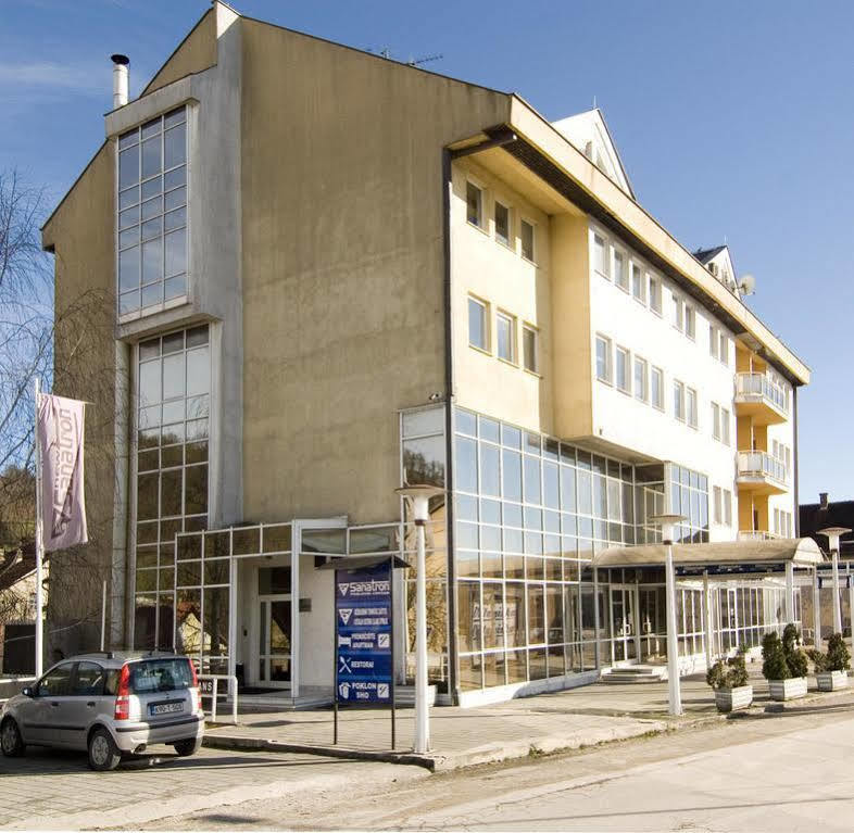Bosanski Novi Motel New Sanatron מראה חיצוני תמונה