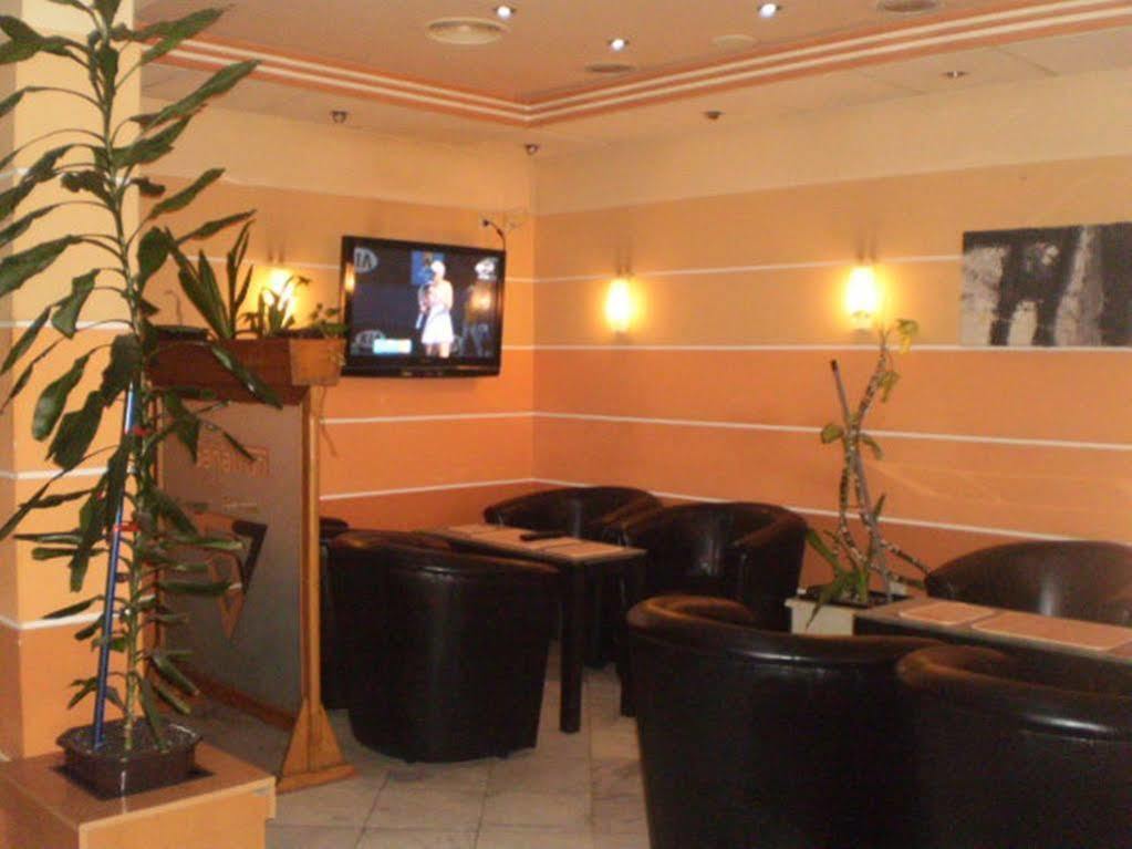 Bosanski Novi Motel New Sanatron מראה חיצוני תמונה